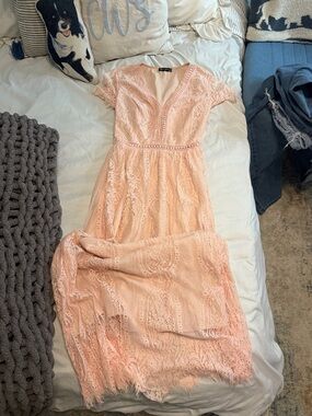 Lace V-Neck Maxi Dress in Blush Pink